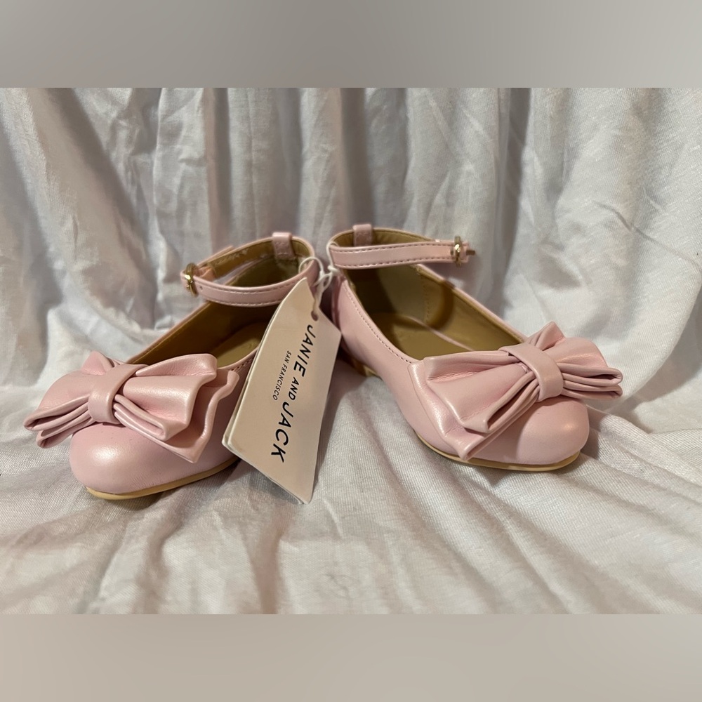 NWT!! Janie and Jack Cotton Candy Pink Ankle Strap Bow Ballet Flat Size 4